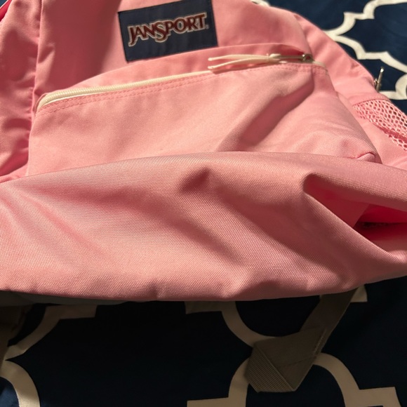 Jansport Pink backpack Geeat used condition - Picture 3 of 4